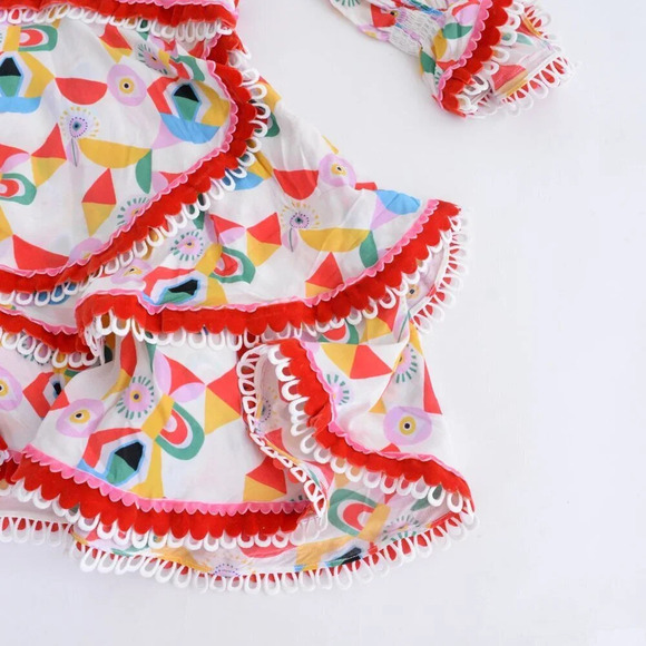 Celia B Gracia Dress White w Red Geometric Shape Deep V Tiered Scalloped Edge M - Picture 5 of 13